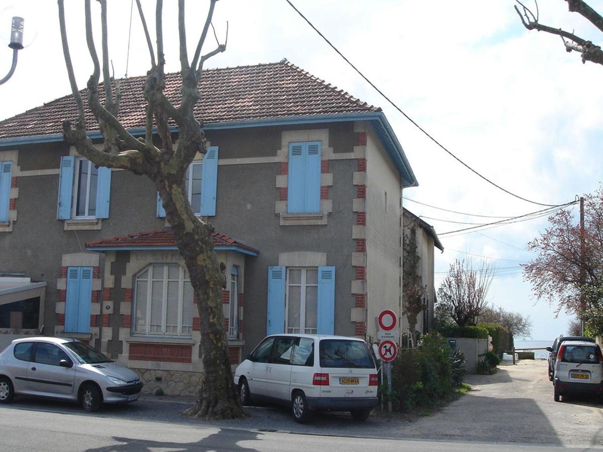 Les Flots Bleus Apartment Andernos-les-Bains Exterior photo